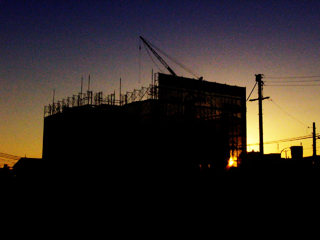 �Ȃɂ����҂����H